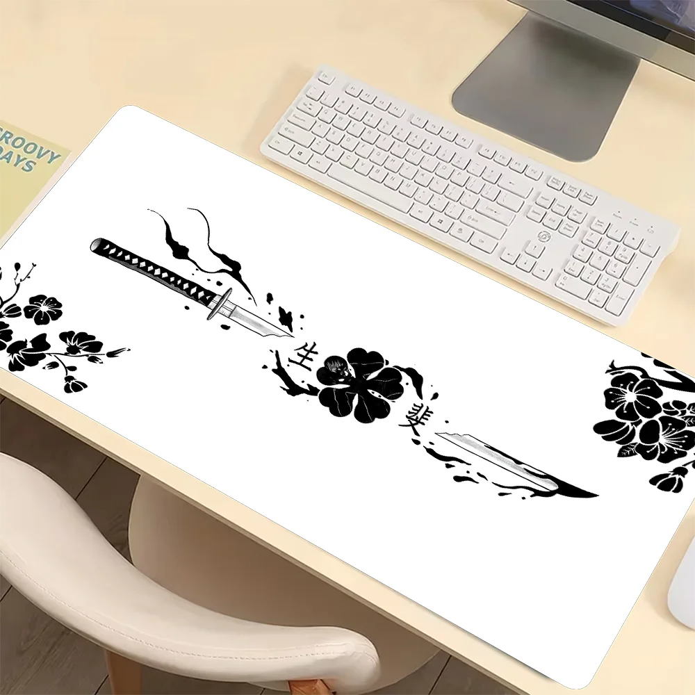 Large Gaming Mouse Pad with Non-slip Rubber Base Precise Seam Design Washable and Durable for Computer Games and Office Use