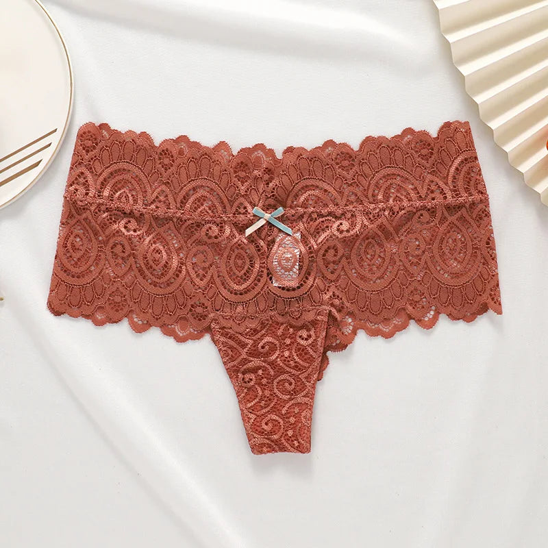 TERMEZY Women Sexy Thongs Lace Panties Low-waist Briefs Intimates Underwear Female G-String Breathable Lingerie Temptation Panty