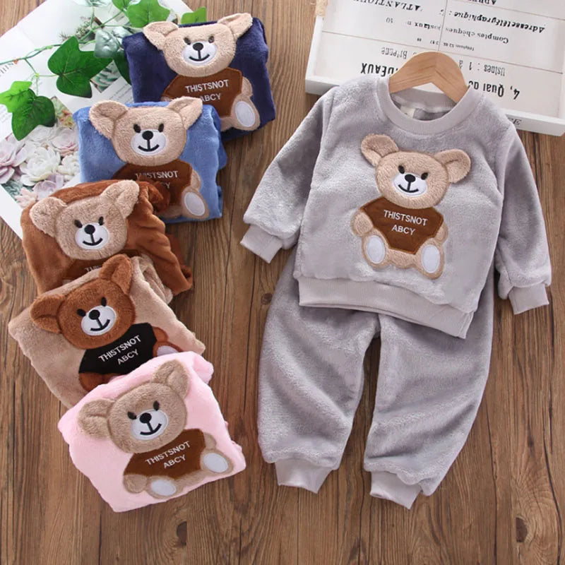 Baby & Barn Flanell Pyjamas Set – Tecknad Björn Fleece Mjuk Unisex Höst/Vinter Storlek 80–130 (1–6 år)
