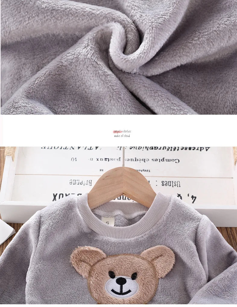 Baby & Barn Flanell Pyjamas Set – Tecknad Björn Fleece Mjuk Unisex Höst/Vinter Storlek 80–130 (1–6 år)