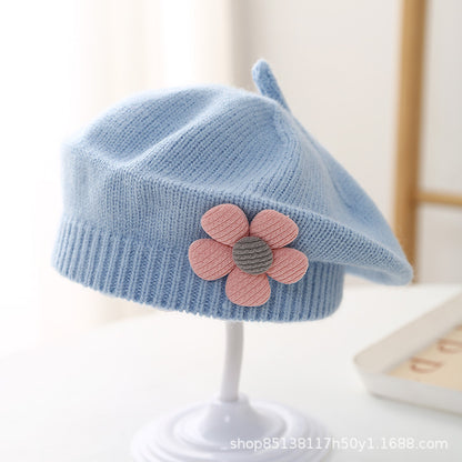 Babyberet med Blomdekor – Lammull Stickad Prinsessstil 17 Färger Unisex 3–48 Mån Höst Vinter 2026