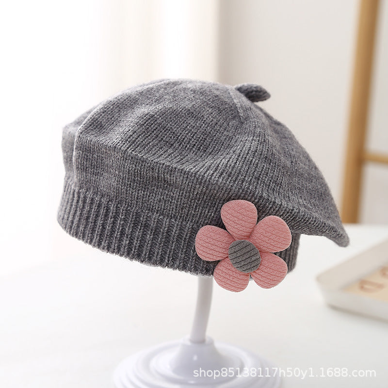 Babyberet med Blomdekor – Lammull Stickad Prinsessstil 17 Färger Unisex 3–48 Mån Höst Vinter 2026
