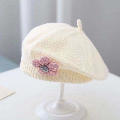 Babyberet med Blomdekor – Lammull Stickad Prinsessstil 17 Färger Unisex 3–48 Mån Höst Vinter 2026