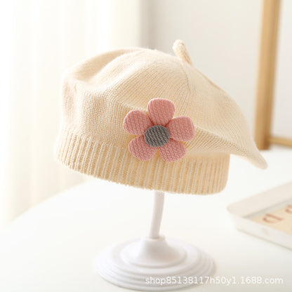 Babyberet med Blomdekor – Lammull Stickad Prinsessstil 17 Färger Unisex 3–48 Mån Höst Vinter 2026