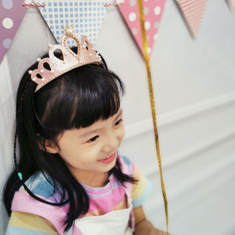 Prinsess Krona Hårband Flickor – Handgjord PVC Kristall Koreansk Stil Födelsedag Föreställning 0–10+ År 2026