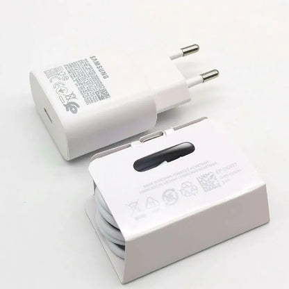 25W USB-C PD-laddare EP-TA800 med EU-kontakt och kabel