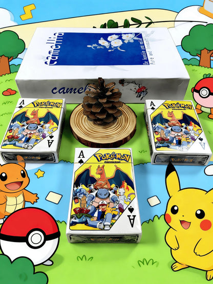 Pokemon poker spelkort med Pikachu och Charizard