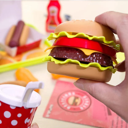 Låtsasmat för barn – hamburger, varmkorv och pommes för rollekar