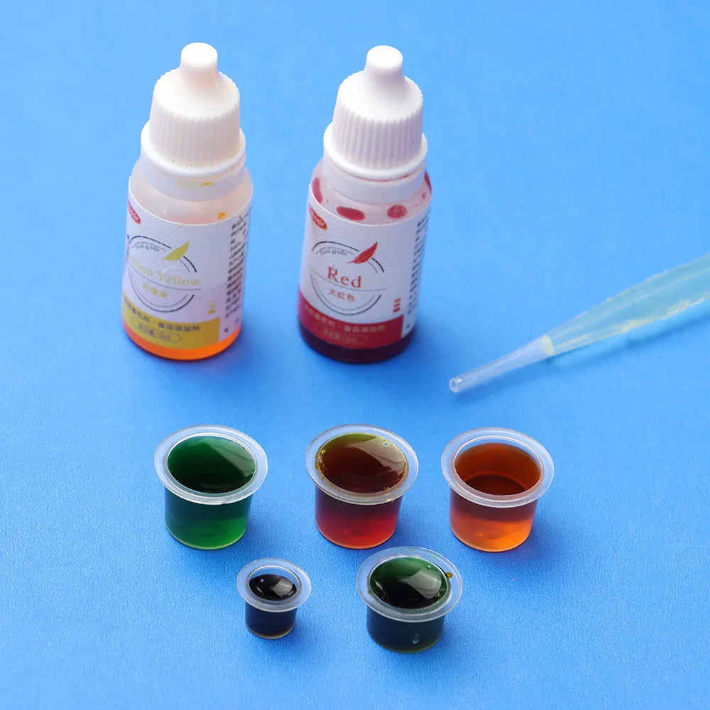 100Pcs Tattoo Ink Caps Disposable Plastic Cups Body Art Tattoo Pigment Cups Container Holder Stand Makeup Tattoo Supplies L/M/S