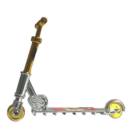 Fingerscooter för fingertrick – mini-scooter i plast, 1-pack