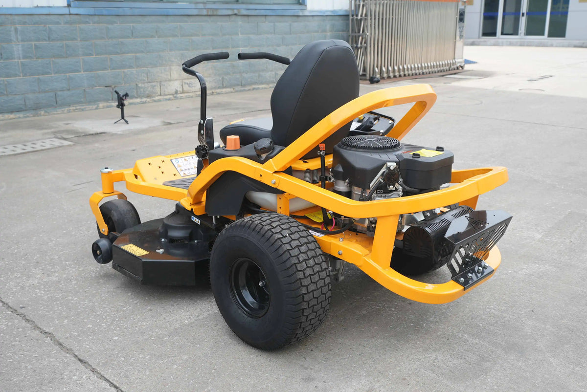 Kompakt robotgräsklippare med 4-taktsmotor