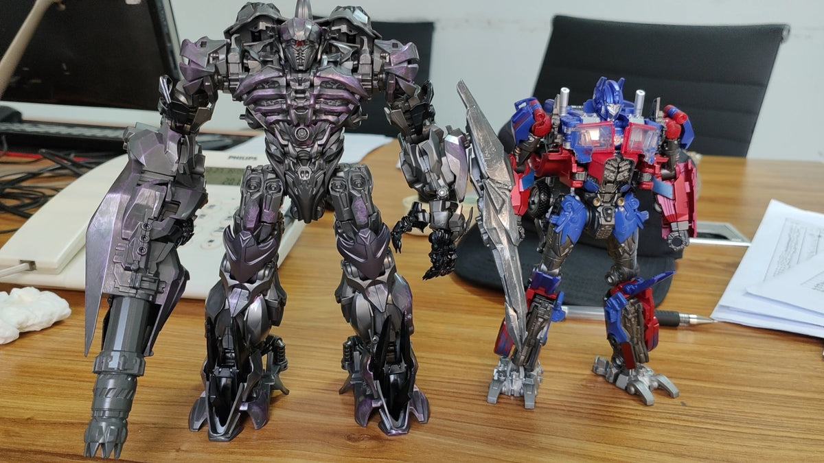 BAIWEI TW-1024 / TW-1032 Robot Actionfigur