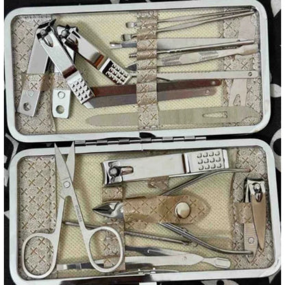 19pcs/set Manicure and Pedicure Tool Set with Storage Box Portable Foot Care Set, Suitable for Women Men Travel Home Salon Gifts