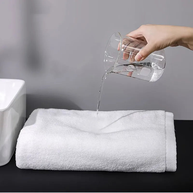 Super large pure cotton bath towel High absorbent white bath towel Multi-functional towel Hotel beauty salon cotton bath towel