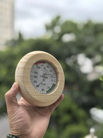 Bastutermometer & Hygrometer i Massivt Trä – Väggmonterad, 15×15 cm, 20–120°C