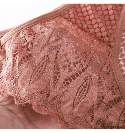 TERMEZY Women Sexy Lace Panties Low Waist Transparent Underwear Female G-String Solid Color Thong Soft Temptation Lingerie