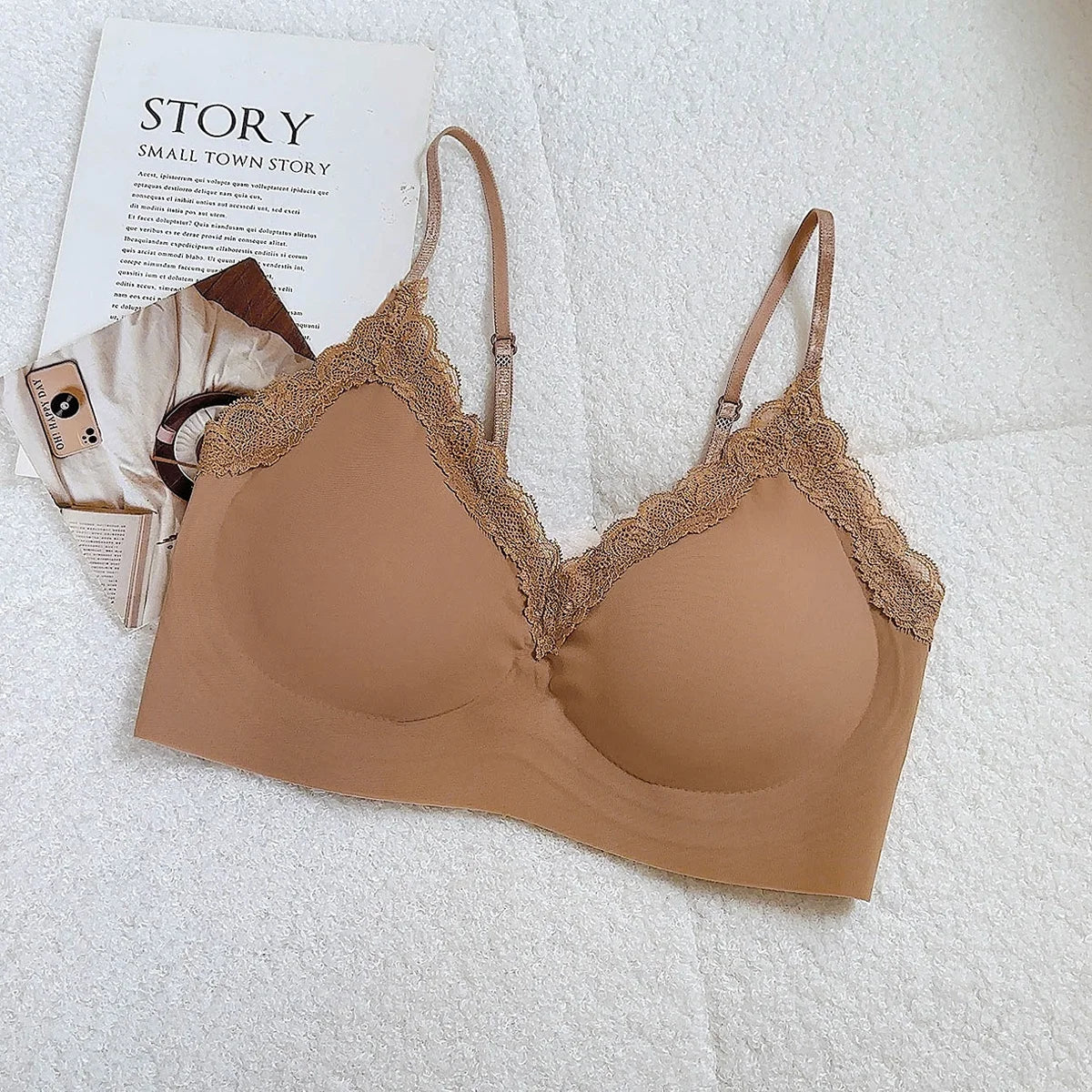 French Lace Bra V Neck Seamless Bra Women's Adjustable Thin Strap Wireless Thin Cup Layering Base Intimates Lingerie Solid S-XL