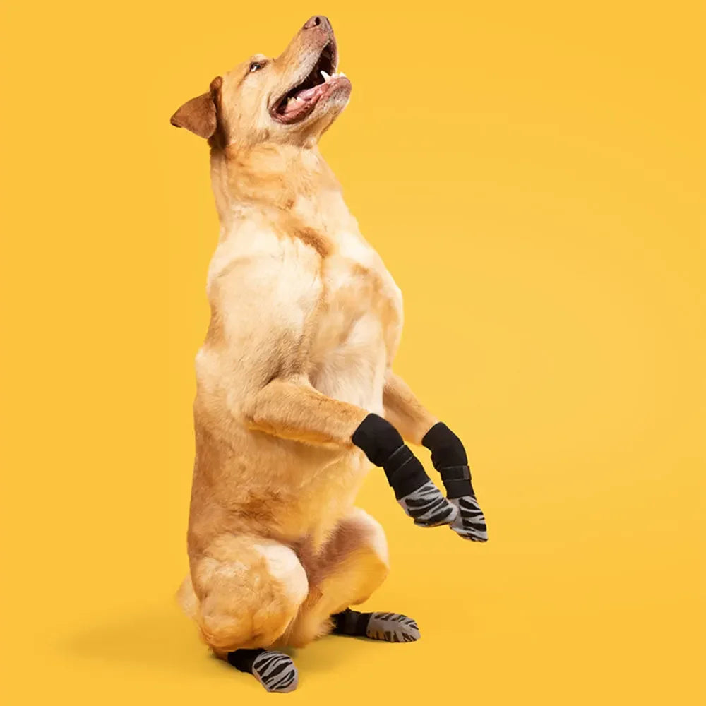 Premium Non-Slip Dog Socks Extra-Thick Grip for Prevents Slipping Licking Protects Dog Paws Ideal for Small Medium Large Dogs