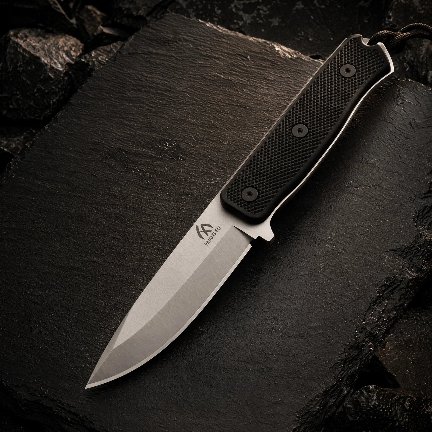 High-Quality Steel Outdoor Knife, Lightweight and Easy to Store, Portable Multi-Purpose Knife for Hiking, Camping, Gardening, an