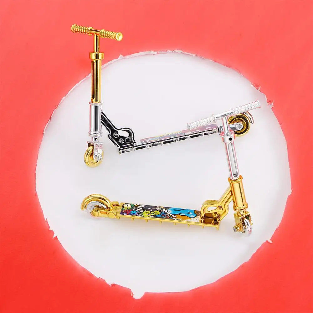 Fingerscooter för fingertrick – mini-scooter i plast, 1-pack
