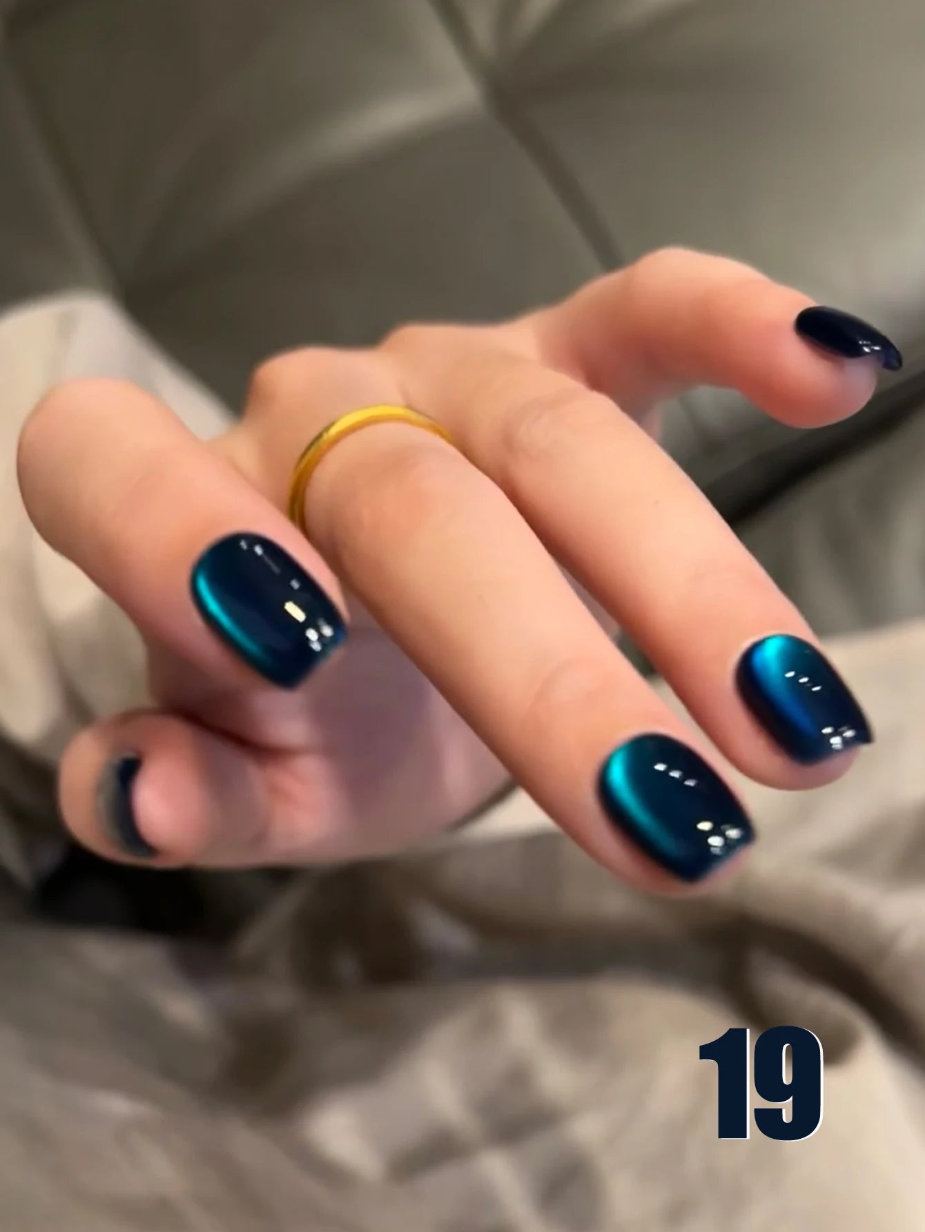 MIANEL 12ML Hibiscus Purple Cat Eye Gel Nail Polish Super Whitening Glass Beads Cat Eye Nails Purple Nials Blue Nails 1-12PCS