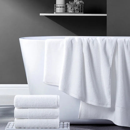 Super large pure cotton bath towel High absorbent white bath towel Multi-functional towel Hotel beauty salon cotton bath towel