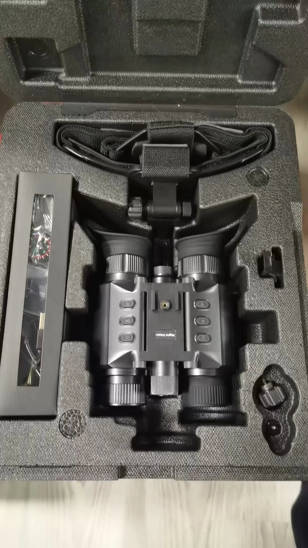 Z9158 600m Night Vision Binoculars with 3500mAh Lithium-Ion Battery Adult Infrared Goggles for Hunting Night Fishing Forest Fire
