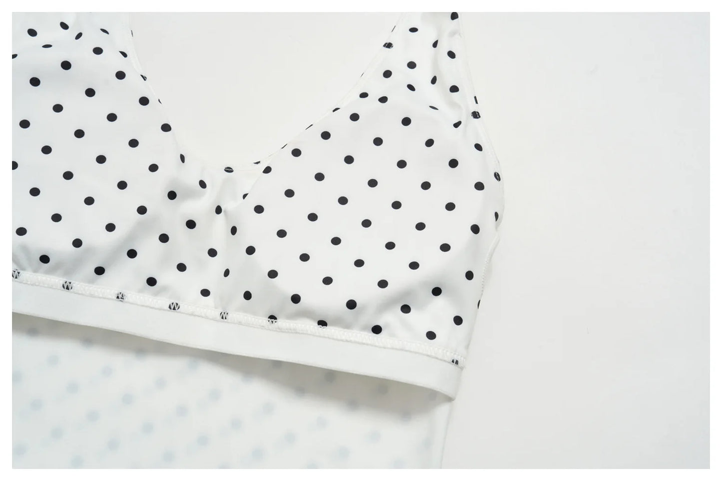 Yoga Bra Women Sports Underwear Fitness Crop Top Polka Dot Yoga Vest Deep V Backless Sports Vest Female Workout Shockproof Tops