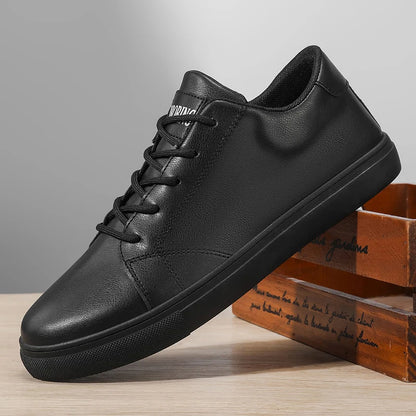 Trendiga vita sneakers för herr – andningsbart material i stor storlek