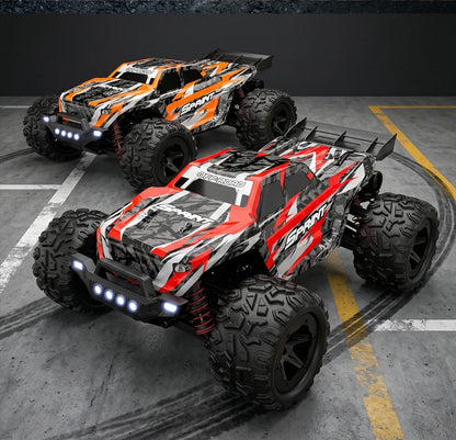 4WD radiostyrd bil i skala 1:16 med 4 kanaler