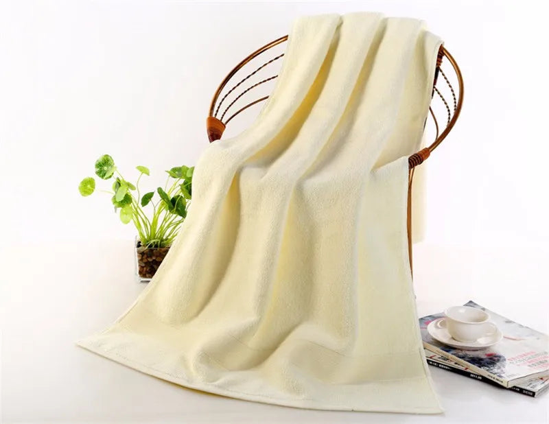 100% Pure Cotton Towel, High-Quality Bath Towel, 5-Star Hotel Thick Beach Towel, Softer 70x140cm Thick Bath Towel