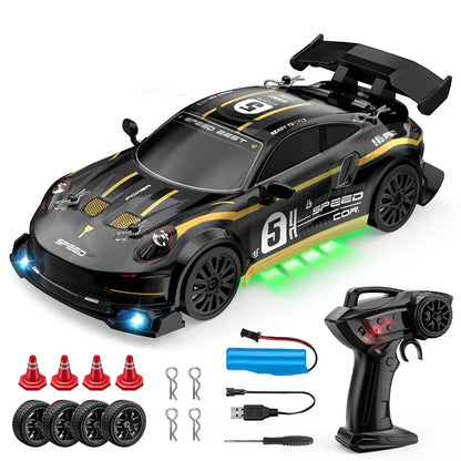 LKCOMO radiostyrd driftbil 1:24 med fyrhjulsdrift och LED-ljus