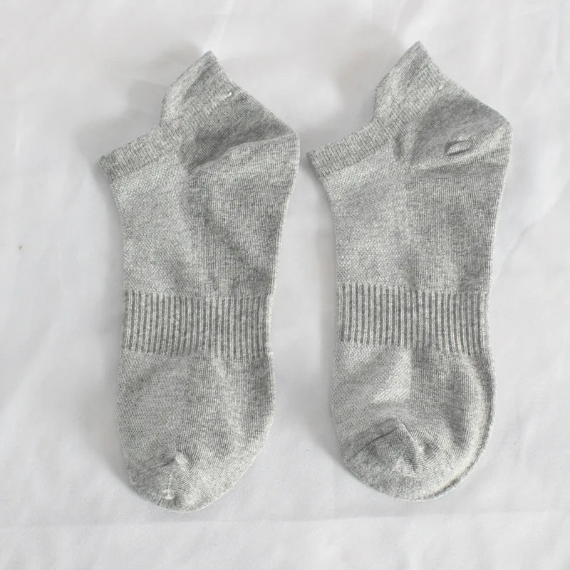 10 Pairs 100% Cotton Men Socks Summer Thin Breathable Socks High Quality No Show Boat Socks Black White Gray Short For Students