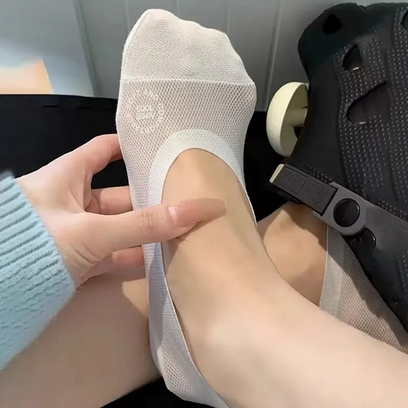 1/4/10 Pairs Women Breathable Mesh Invisible Socks Spring Summer Thin Soft Comfortable Silicone Anti Slip Cotton Casual Socks