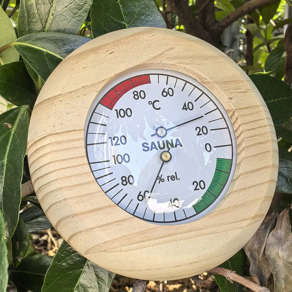 Bastutermometer & Hygrometer i Massivt Trä – Väggmonterad, 15×15 cm, 20–120°C