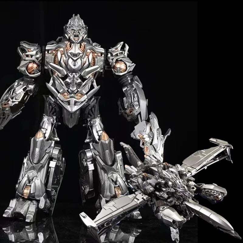 BAIWEI Ny Cool Transformation Leksaker TW1029 Film Anime Actionfigur Robot Bil Tank Flygplan Modell