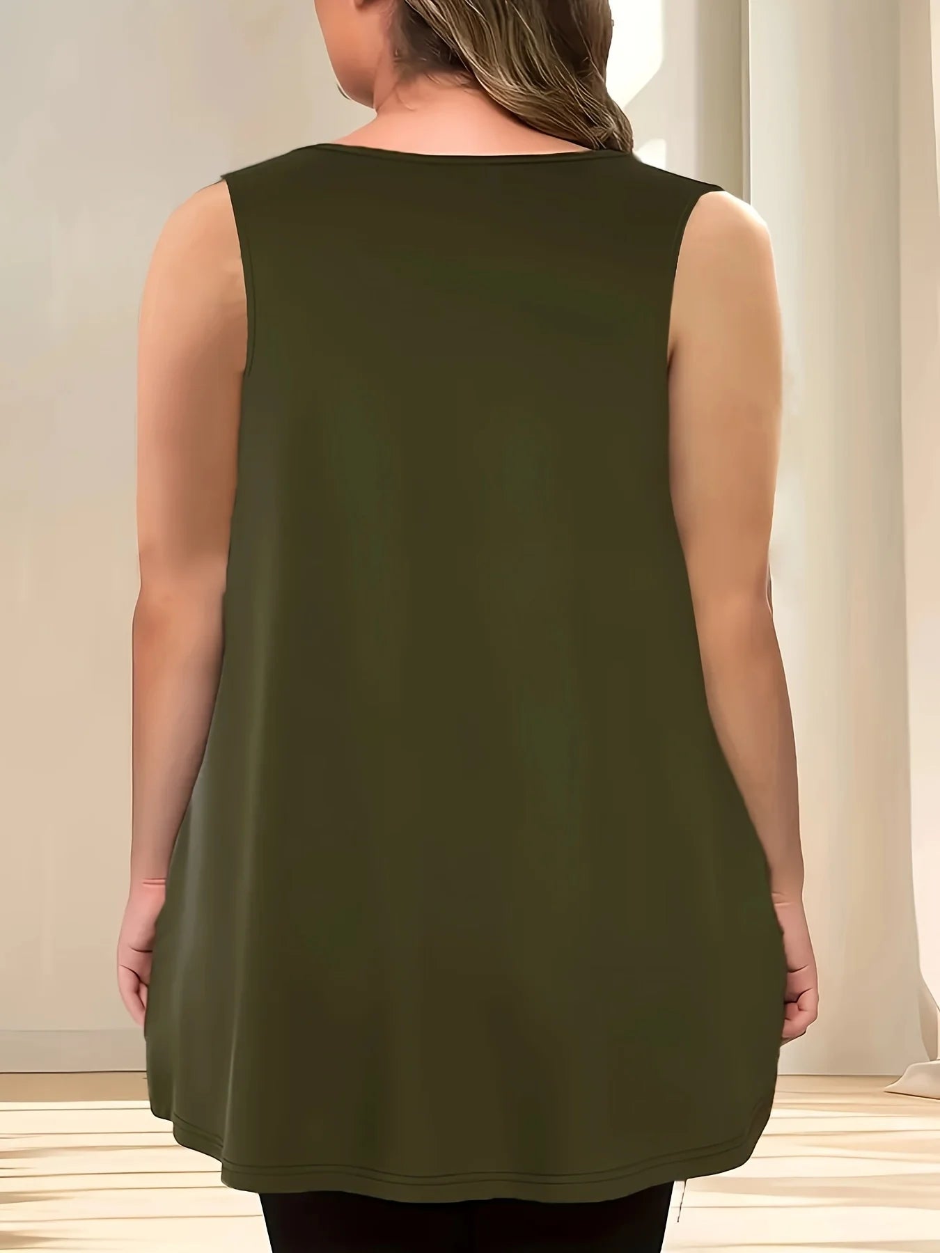 Plus Size Women's Solid Color Tops 1XL-5XL Casual Loose Basic Tee Versatile for Daily Commute & Layering