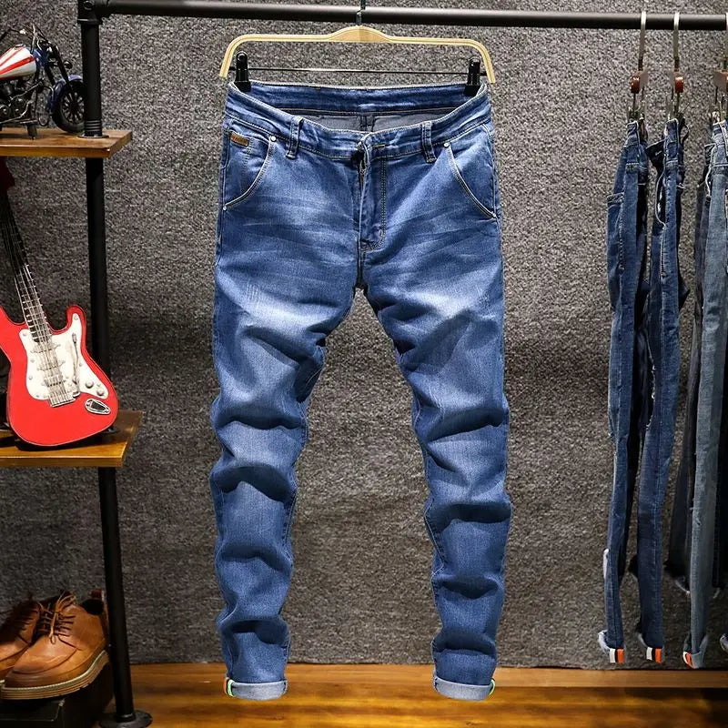 Slitna Slim Jeans för Herr – Elastiska Straight-fit Denim i Koreansk Stil