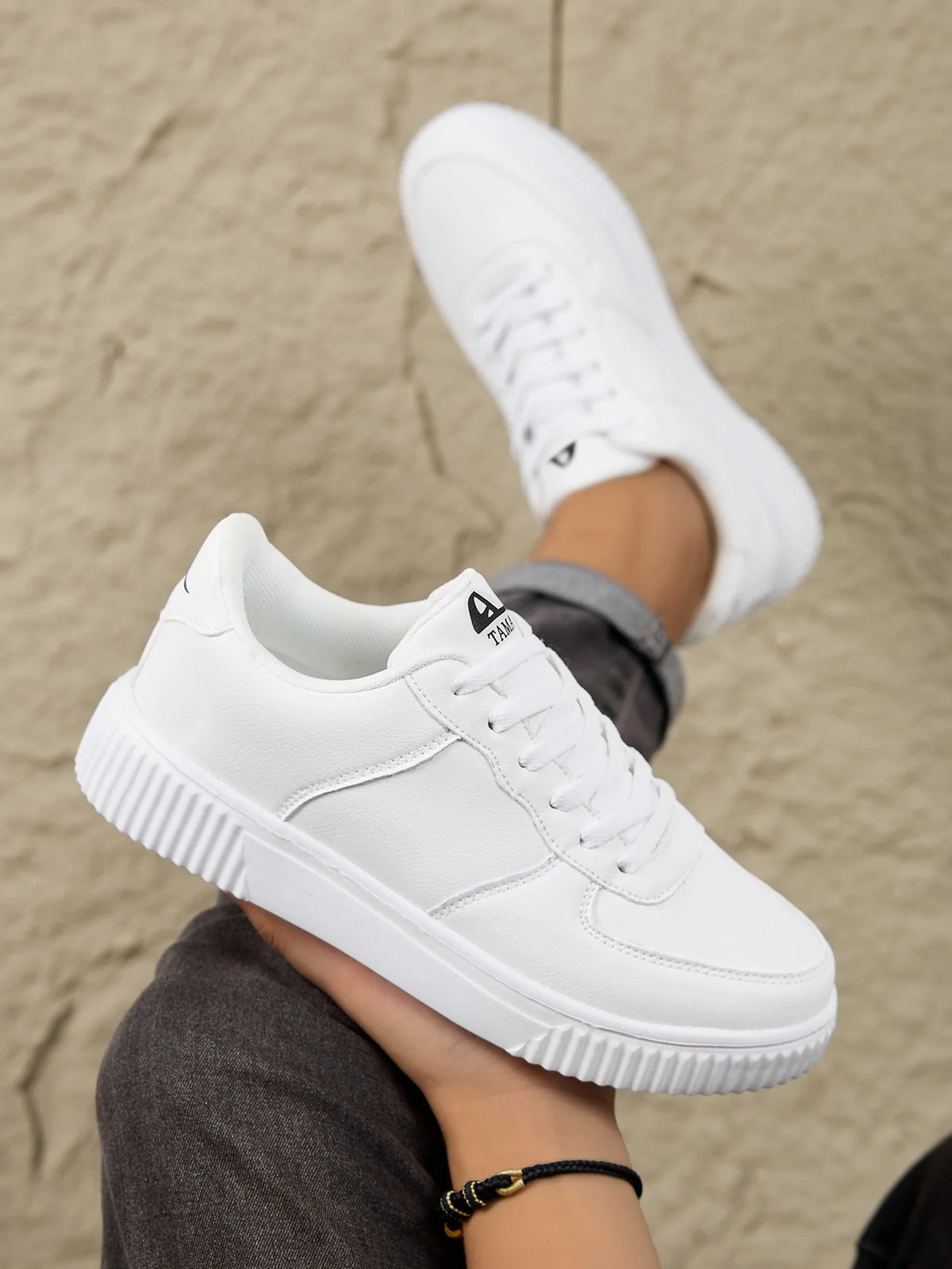 Lädersneakers för herr och dam – andningsbara, lätta och bekväma
