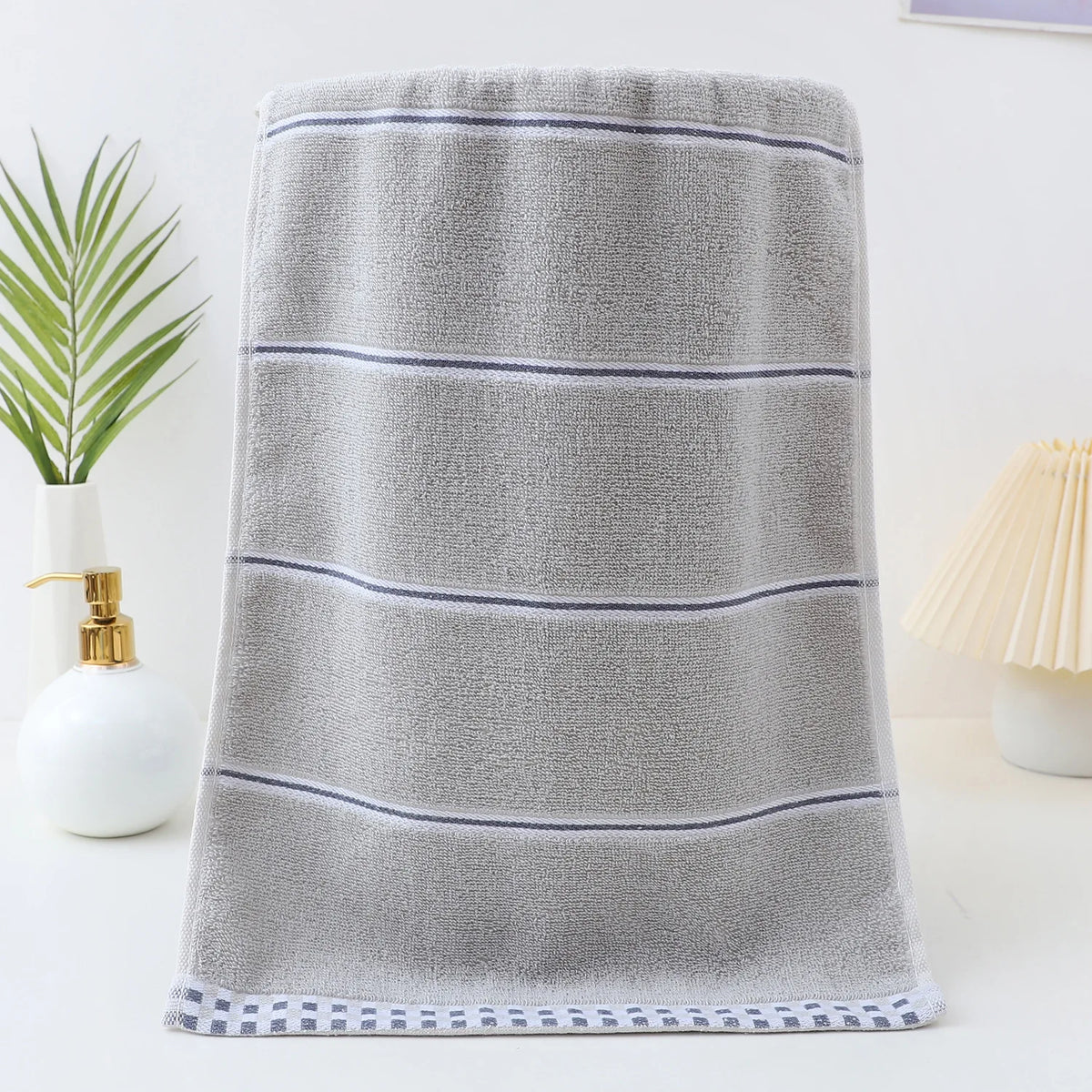 Thickened Cotton Towel with Strong Water Absorption Universal Towel for Adults and Children Solid ColorSkin Friendly Towel