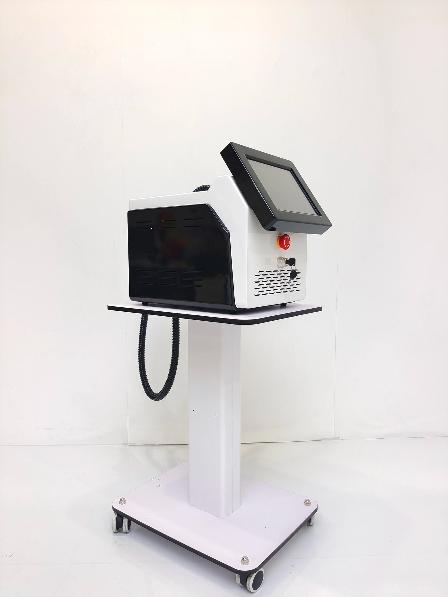 2026 NEO Pico Laser Tattoo Removal Machine Professional Q Switched Nd Yag System Beauty Salon Equipment for Dark Skin Treatment