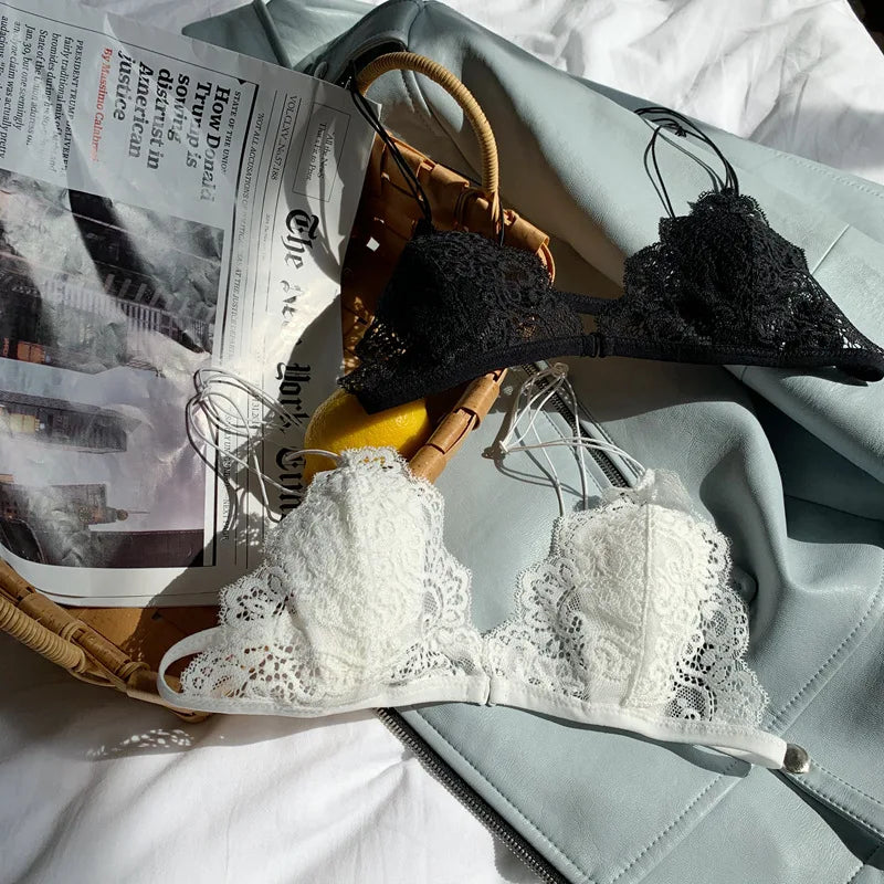French Triangle Cup, No Steel Ring, Women's Ultra-thin Summer Lace, Pure and Delicate Straps, Beautiful Back, Front Buckle Bra