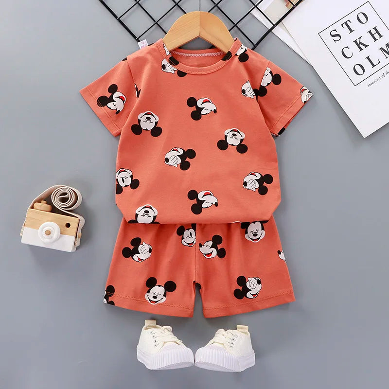 Summer Donald Duck Cartoon 2-Piece Boys Tracksuit Casual Kids Clothing Set T-shirt And Shorts Children 1-4 Years