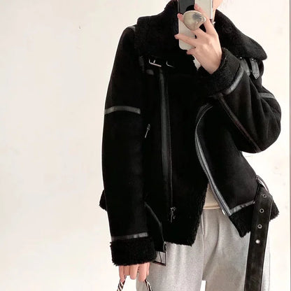 Varm Lammskinnsjacka Dam – Kort Motorcykelstil, Faux Shearling, Mocka, 2 Färger, XS–XL