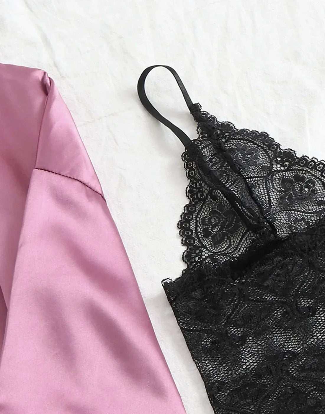 Pyjamasset dam med satinkänsla och spets – sex färger, S–2XL