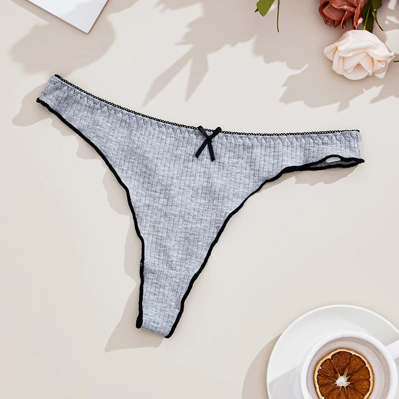 Stringtrosor dam i bomull 3-pack – låg midja, modell T62