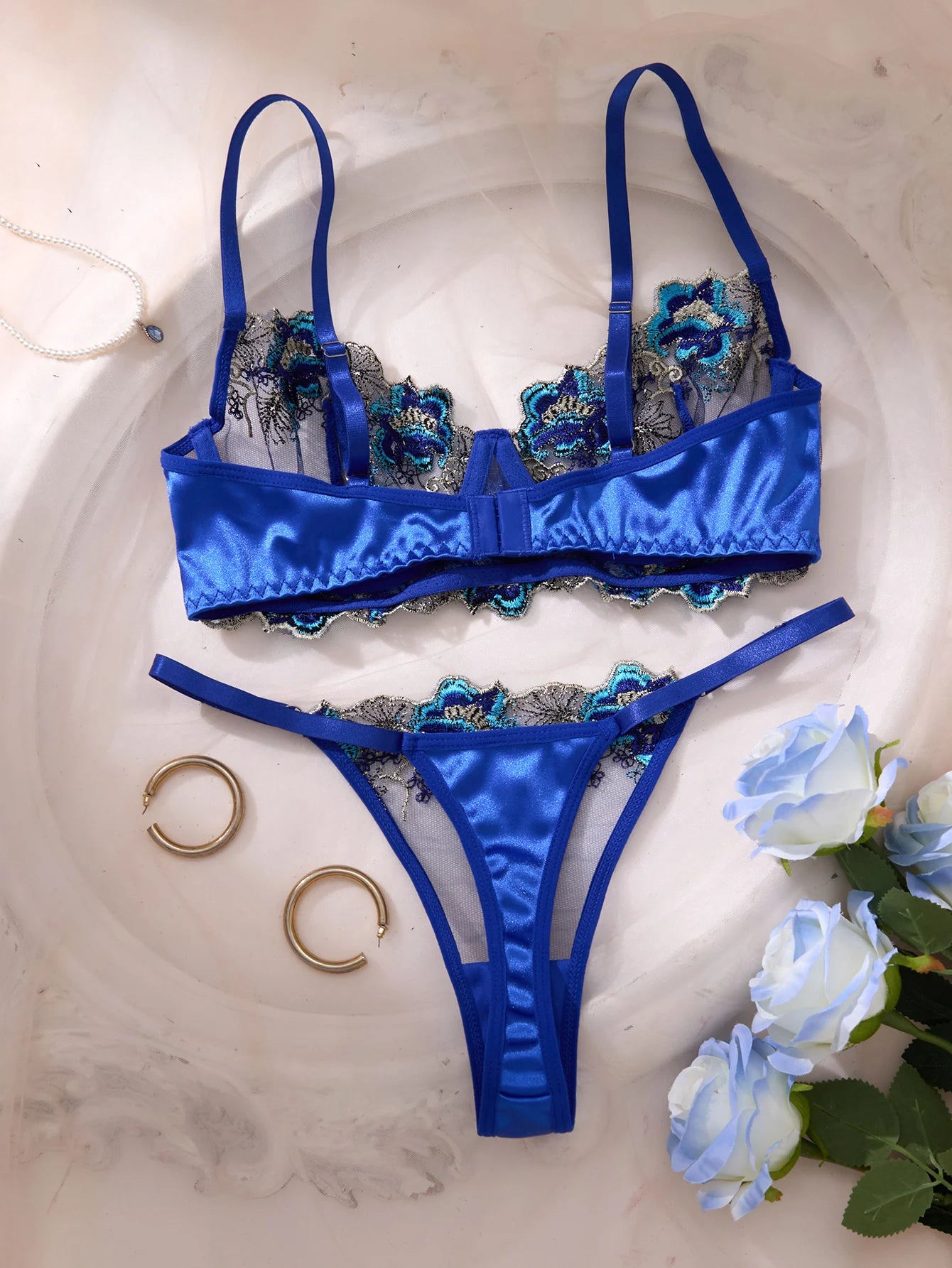 Lyxigt Spets Lingerie Set – Blå Blombrodyr, Genomskinlig Halvkupa BH & Trosor