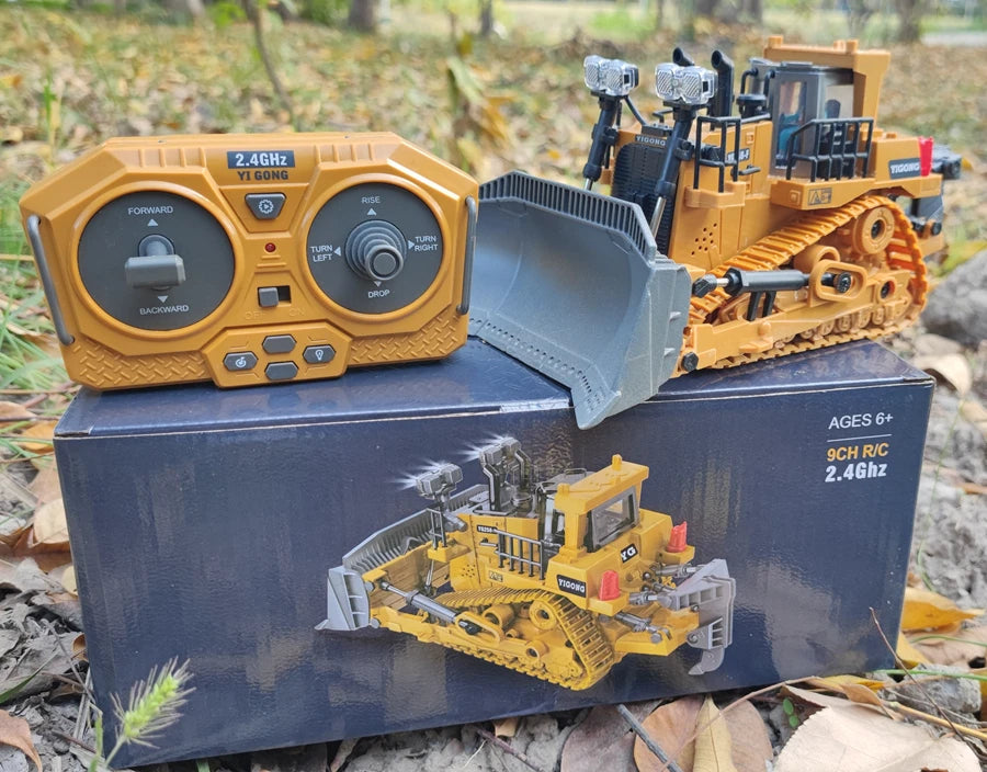 Oike 4WD Remote Control Excavator Alloy Dump Truck Bulldozer Radio Model RC Car Construction Vehicle with Lights Sound Toy Gift