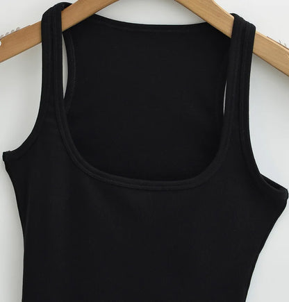 Summer U-neck Sculpted Square Neck Tank Top for Women New 2025 Fashionable Sleeveless Top