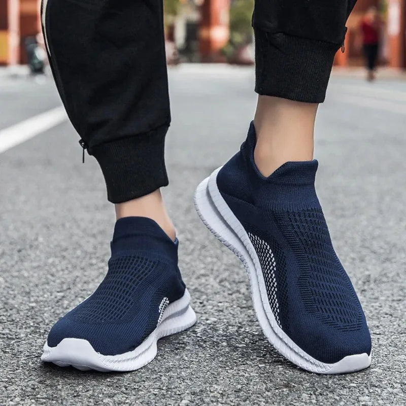 Herr-sneakers för löpning & träning – Andningsbara, lätta, storlek 39–47, 3 färger